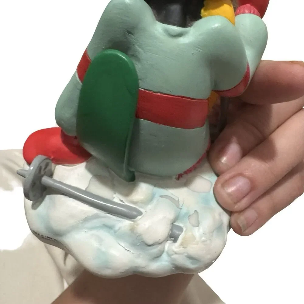 VTG 1998 Looney Tunes Daffy Duck Christmas Stocking Hanger Holder Skiing Winter